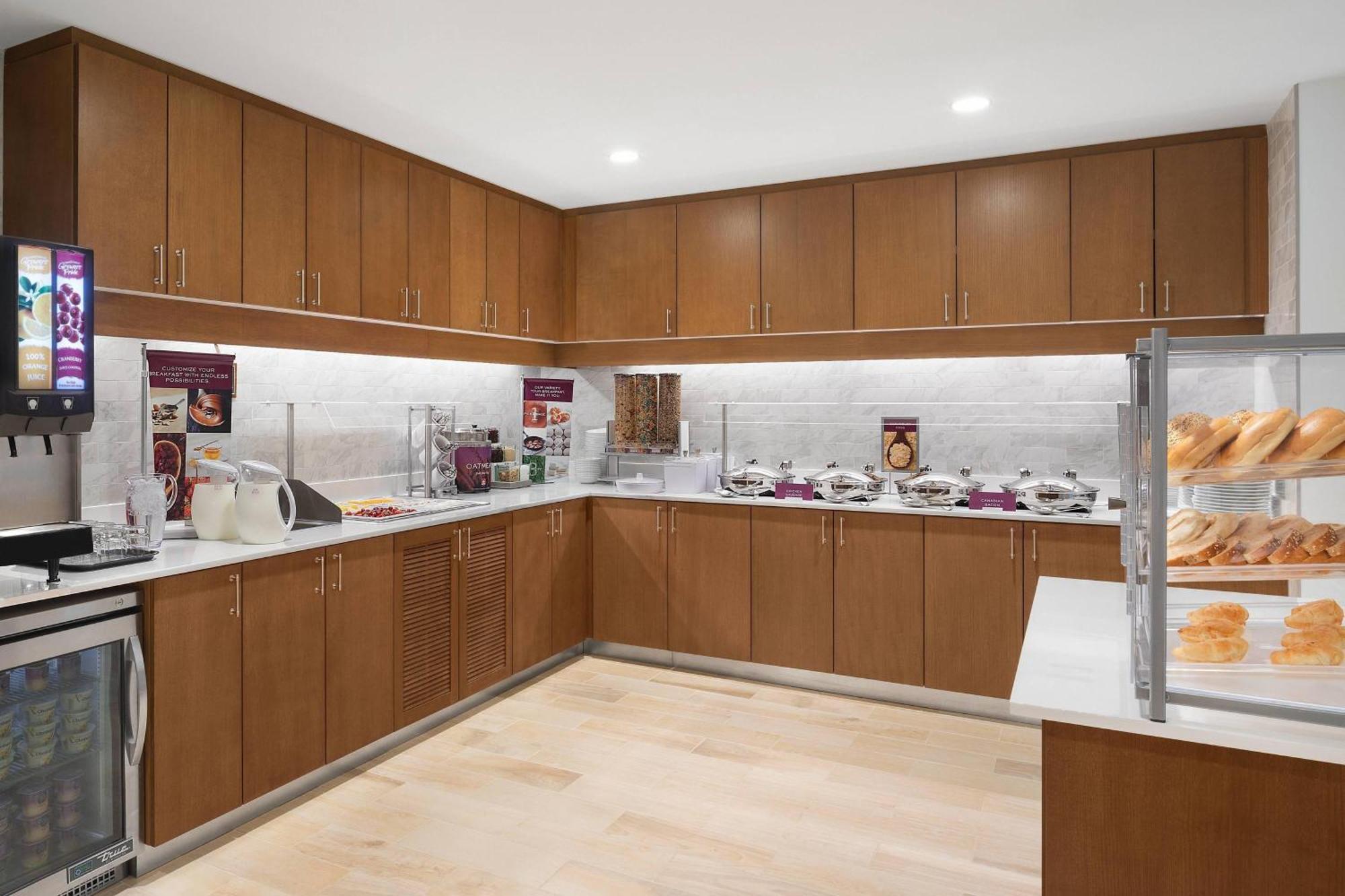 Residence Inn By Marriott Stamford Downtown Экстерьер фото